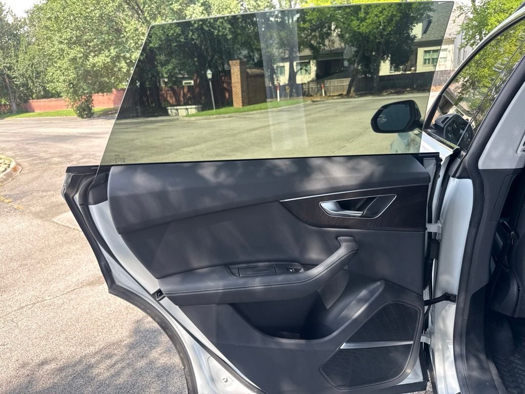 2023 Audi Q8 55 Premium Plus quattro