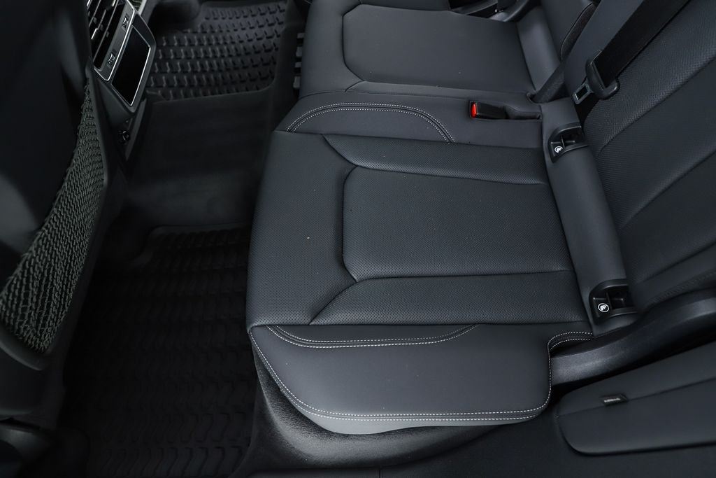 2023 Audi Q8 55 Premium Plus quattro