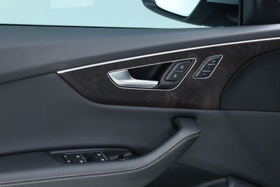 2023 Audi Q8 55 Premium Plus quattro