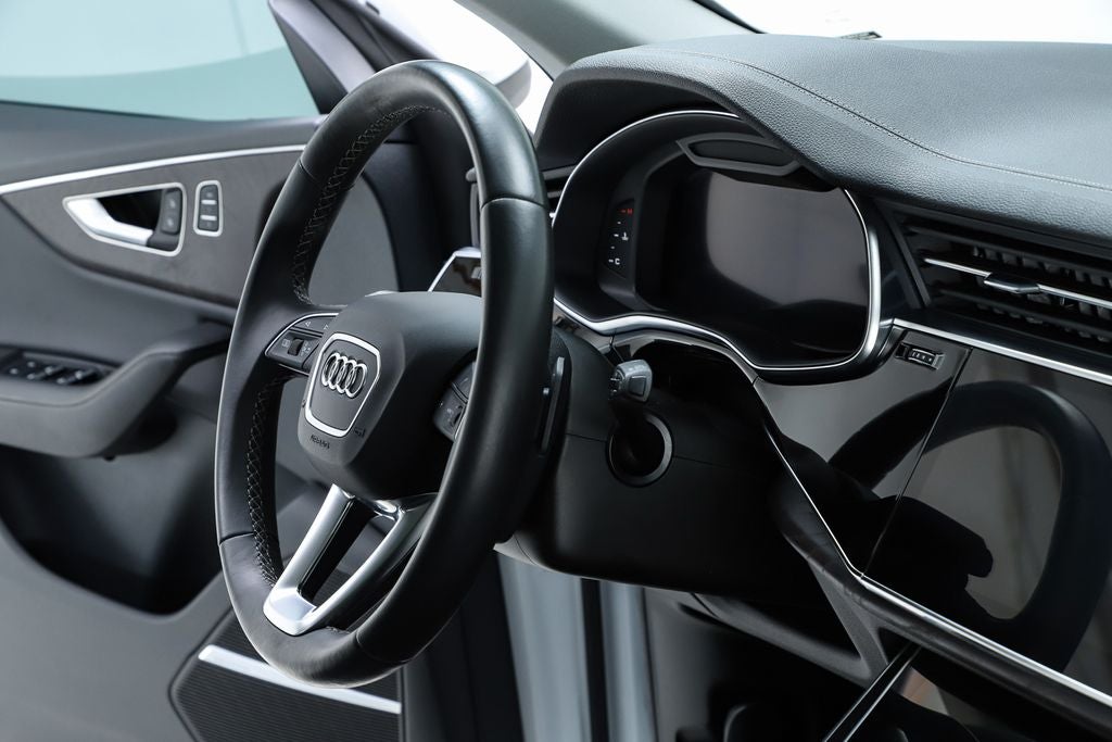 2023 Audi Q8 55 Premium Plus quattro