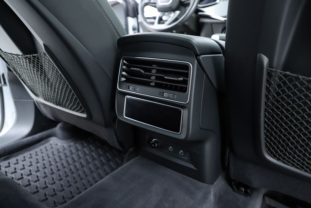 2023 Audi Q8 55 Premium Plus quattro