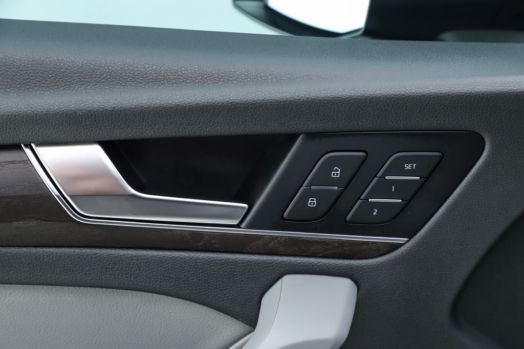 2020 Audi Q5 e 55 Prestige quattro