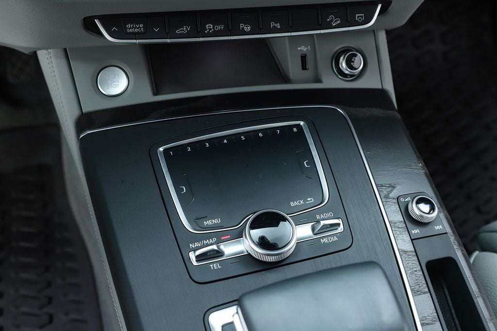 2020 Audi Q5 e 55 Prestige quattro