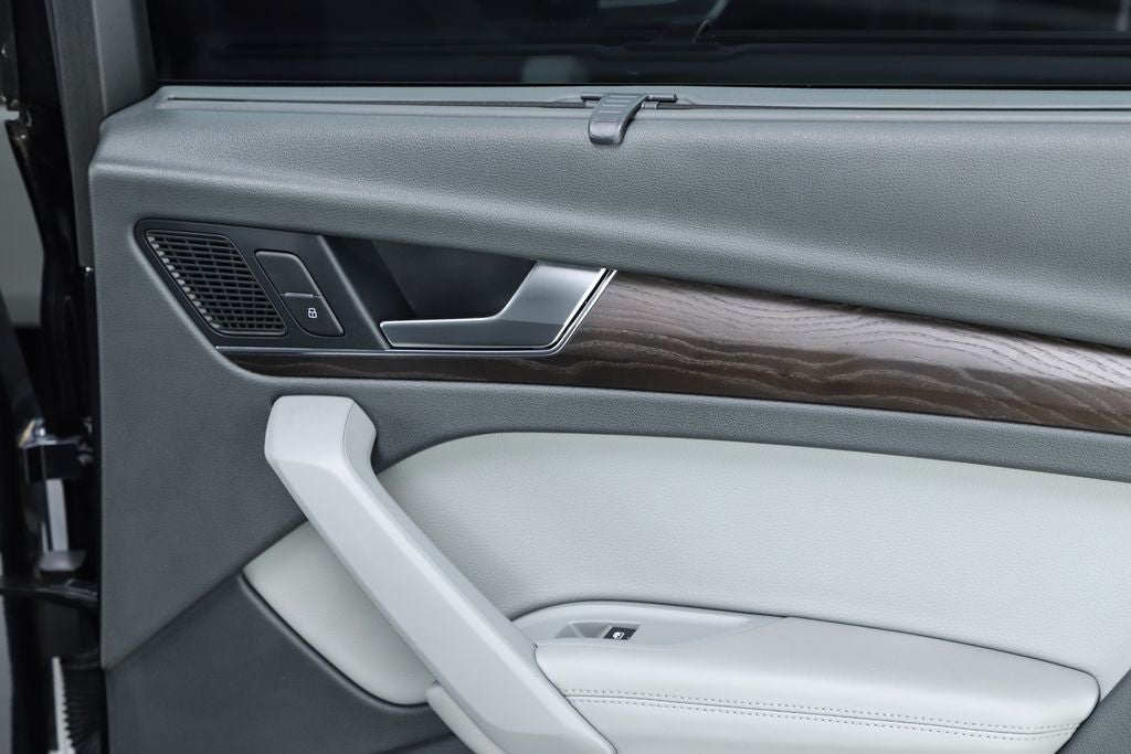 2020 Audi Q5 e 55 Prestige quattro