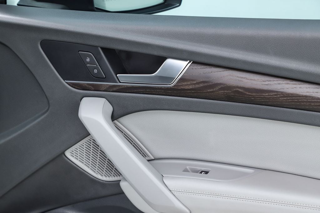 2020 Audi Q5 e 55 Prestige quattro