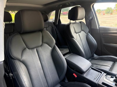2024 Audi Q5 45 S line Prestige quattro