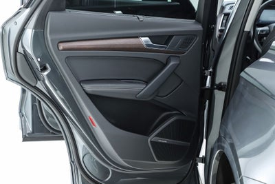2024 Audi Q5 45 S line Prestige quattro