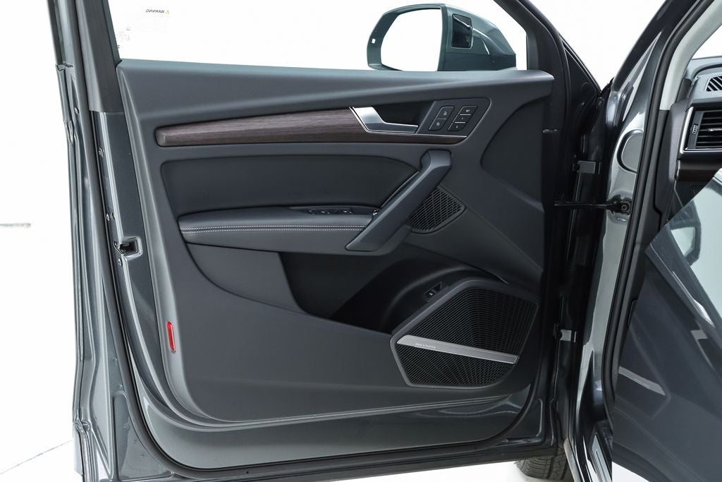 2024 Audi Q5 45 S line Prestige quattro
