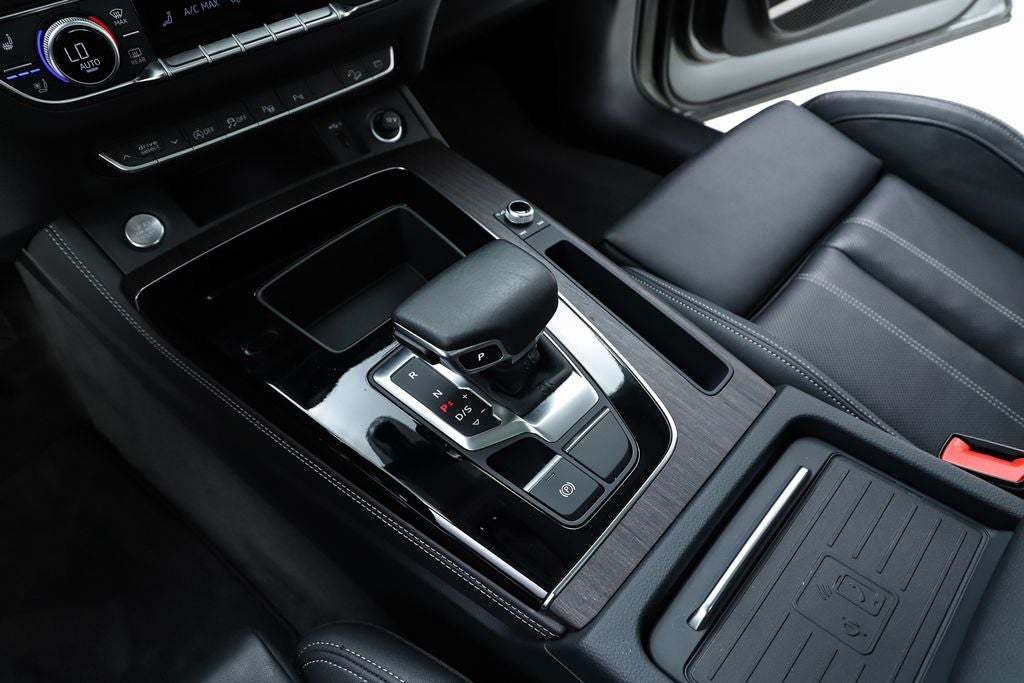 2024 Audi Q5 45 S line Prestige quattro