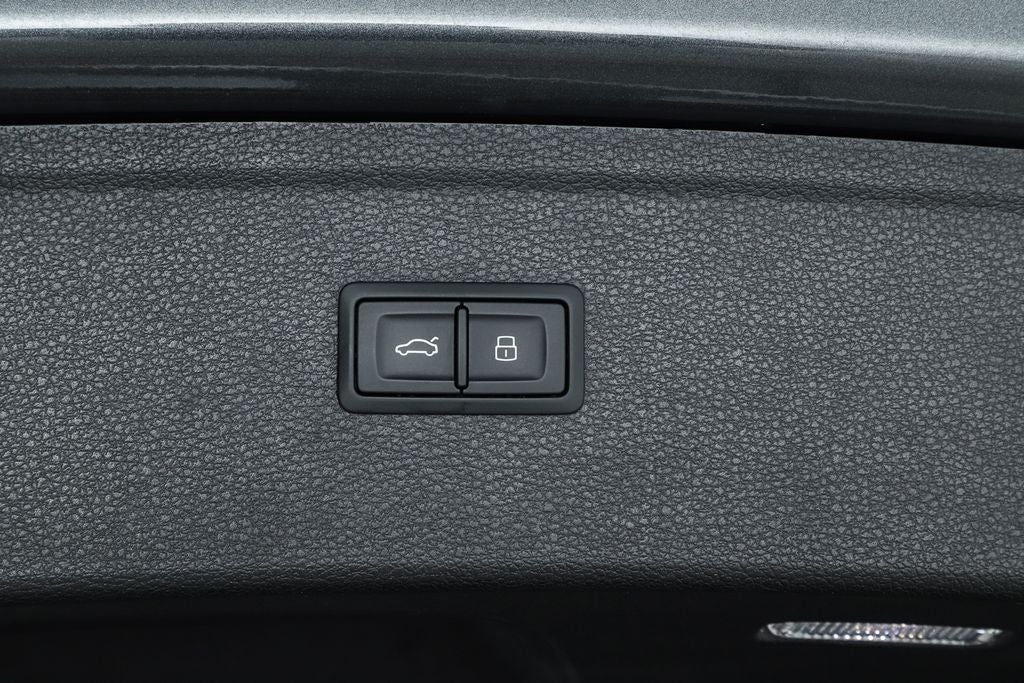2024 Audi Q5 45 S line Prestige quattro