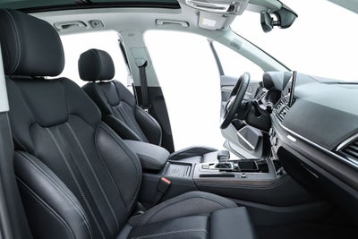 2024 Audi Q5 45 S line Prestige quattro