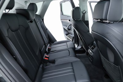 2024 Audi Q5 45 S line Prestige quattro