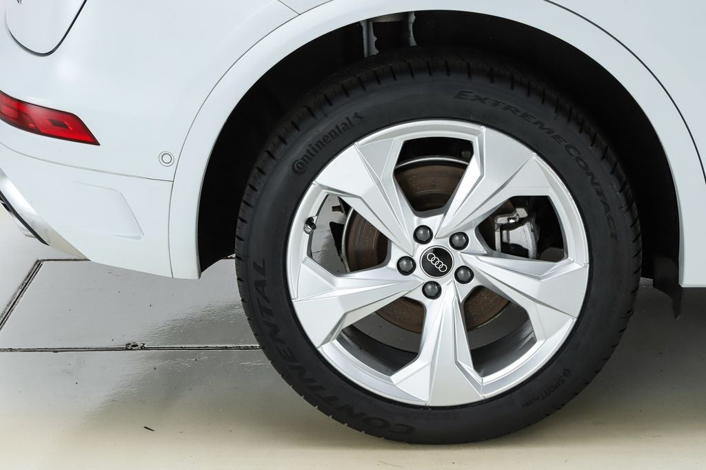 2023 Audi Q5 45 S line Prestige quattro