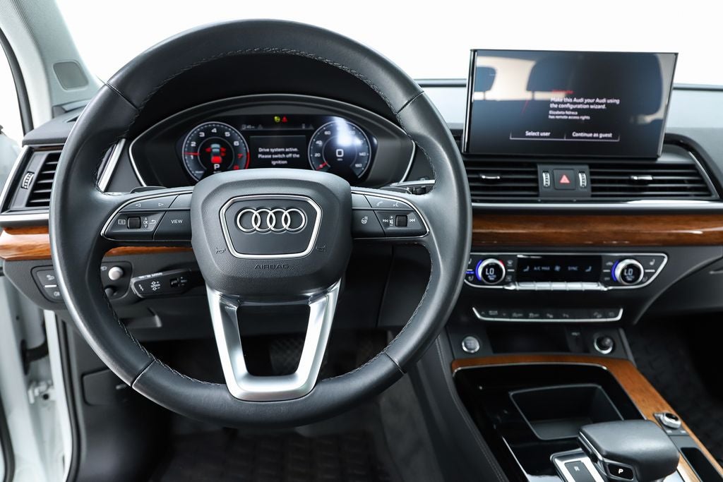2023 Audi Q5 45 S line Prestige quattro