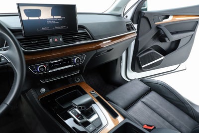 2023 Audi Q5 45 S line Prestige quattro