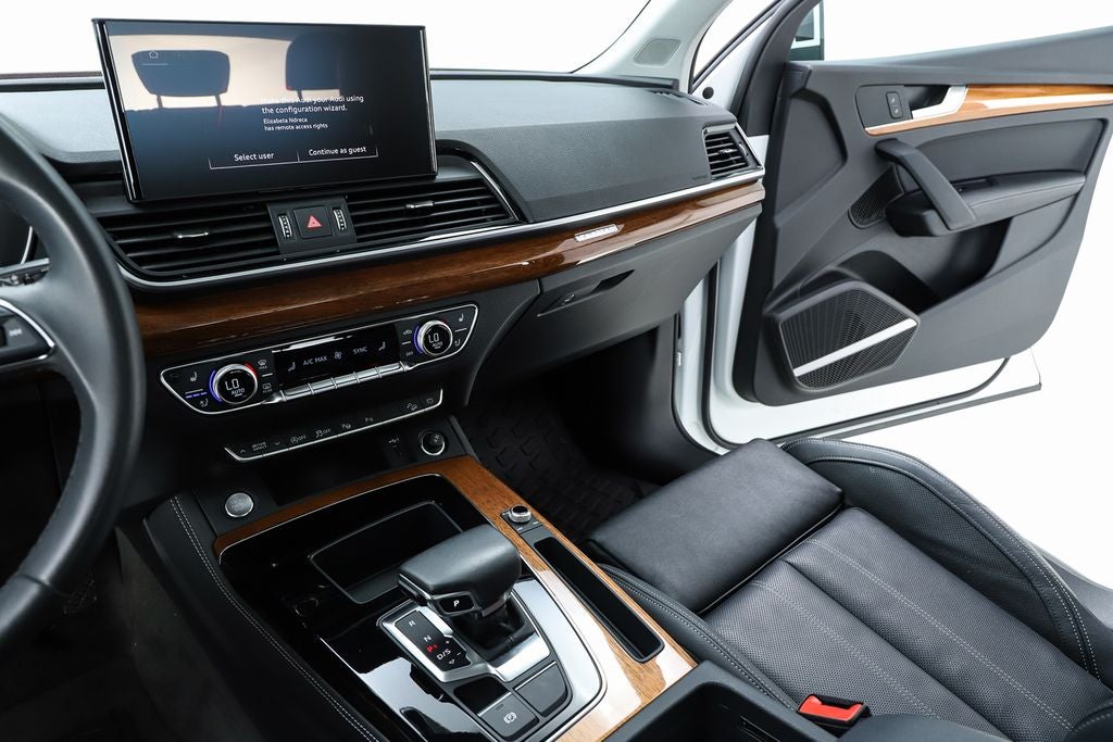2023 Audi Q5 45 S line Prestige quattro
