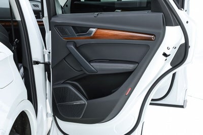 2023 Audi Q5 45 S line Prestige quattro