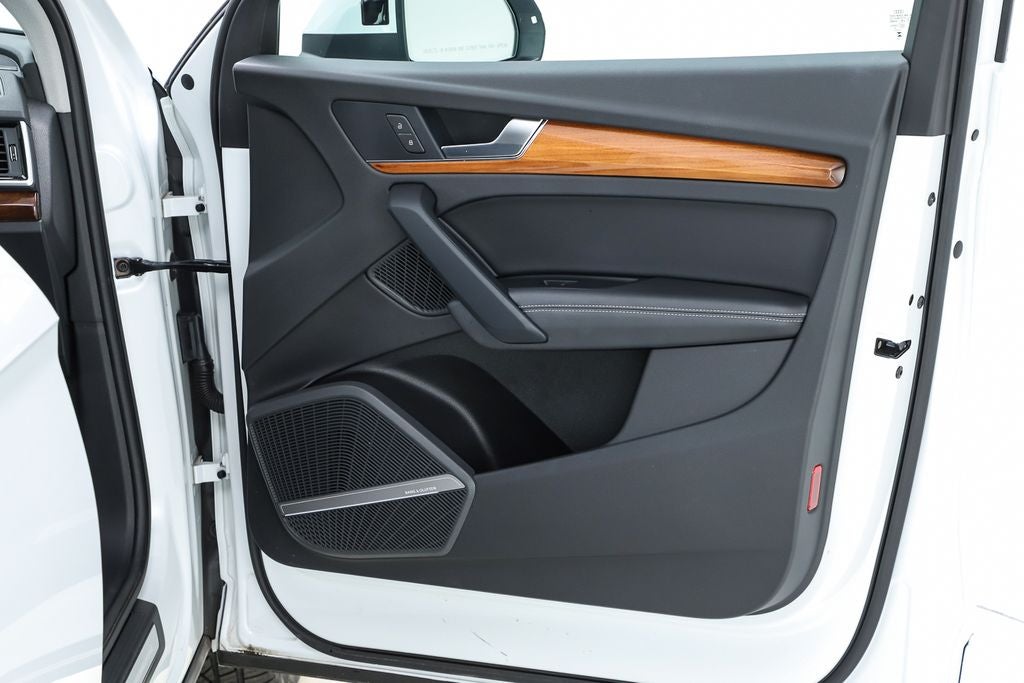 2023 Audi Q5 45 S line Prestige quattro
