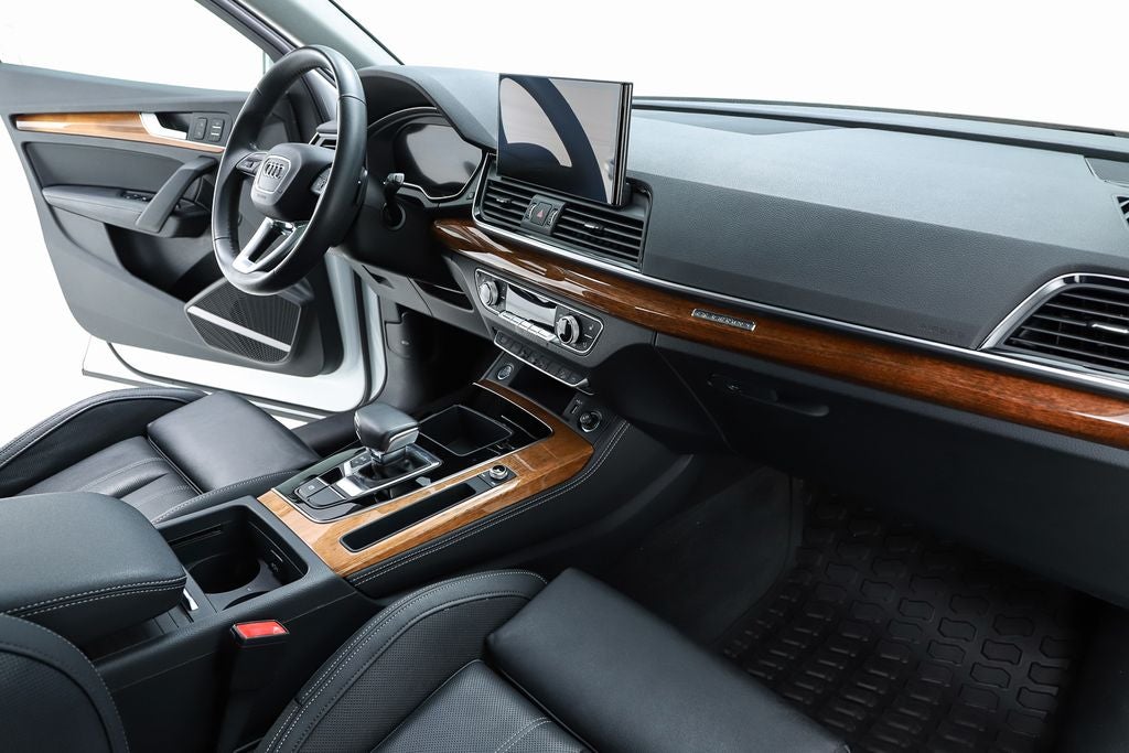 2023 Audi Q5 45 S line Prestige quattro