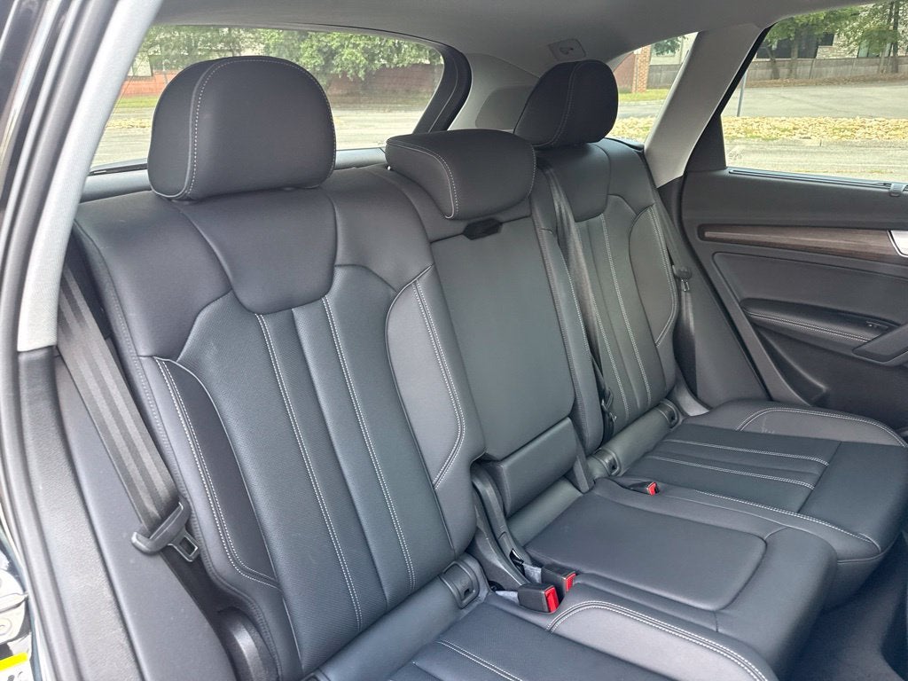 2023 Audi Q5 45 S line Prestige quattro