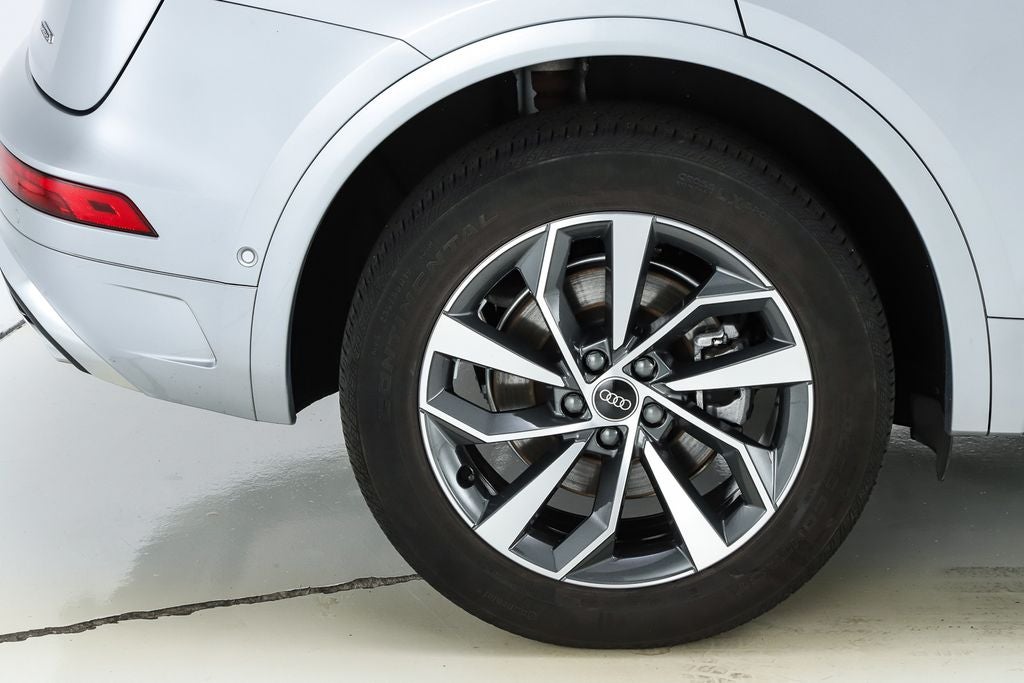 2023 Audi Q5 45 S line Prestige quattro