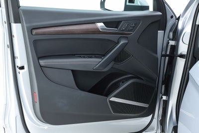 2023 Audi Q5 45 S line Prestige quattro