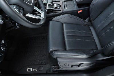 2023 Audi Q5 45 S line Prestige quattro