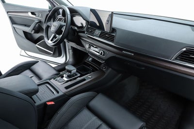 2023 Audi Q5 45 S line Prestige quattro