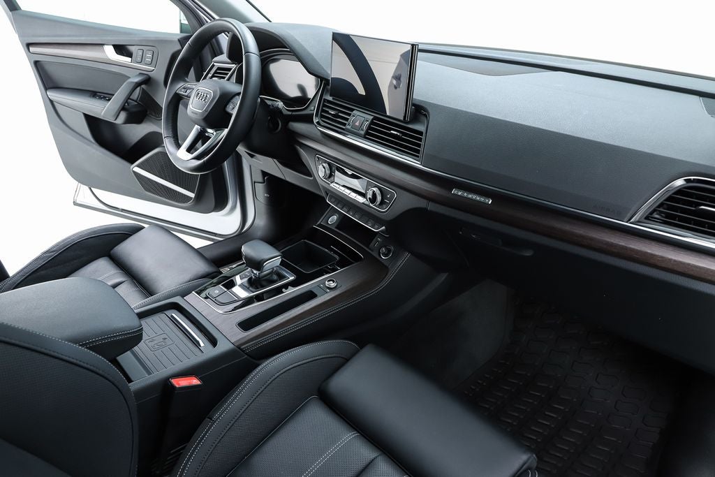 2023 Audi Q5 45 S line Prestige quattro