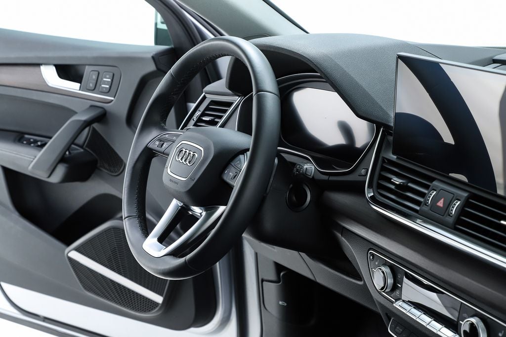 2023 Audi Q5 45 S line Prestige quattro
