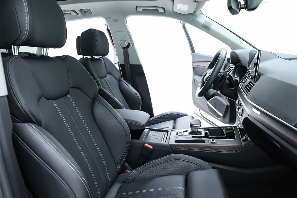 2023 Audi Q5 45 S line Prestige quattro