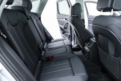 2023 Audi Q5 45 S line Prestige quattro