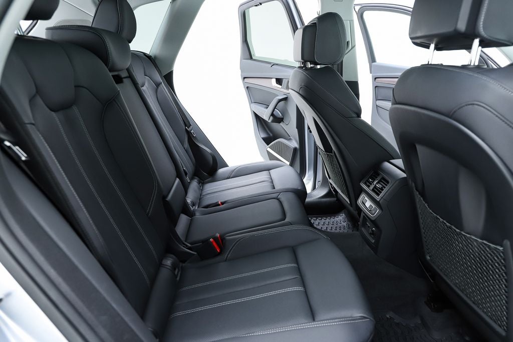 2023 Audi Q5 45 S line Prestige quattro