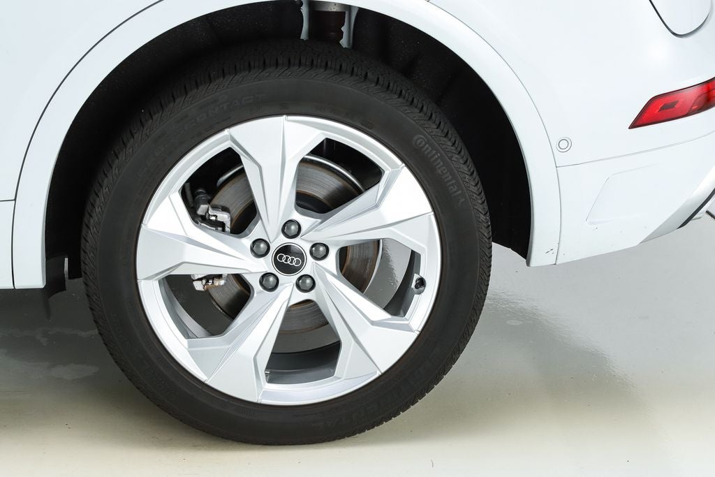 2023 Audi Q5 45 S line Prestige quattro
