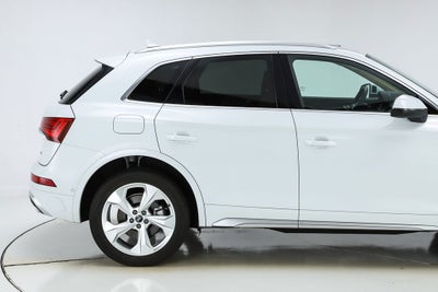 2023 Audi Q5 45 S line Prestige quattro