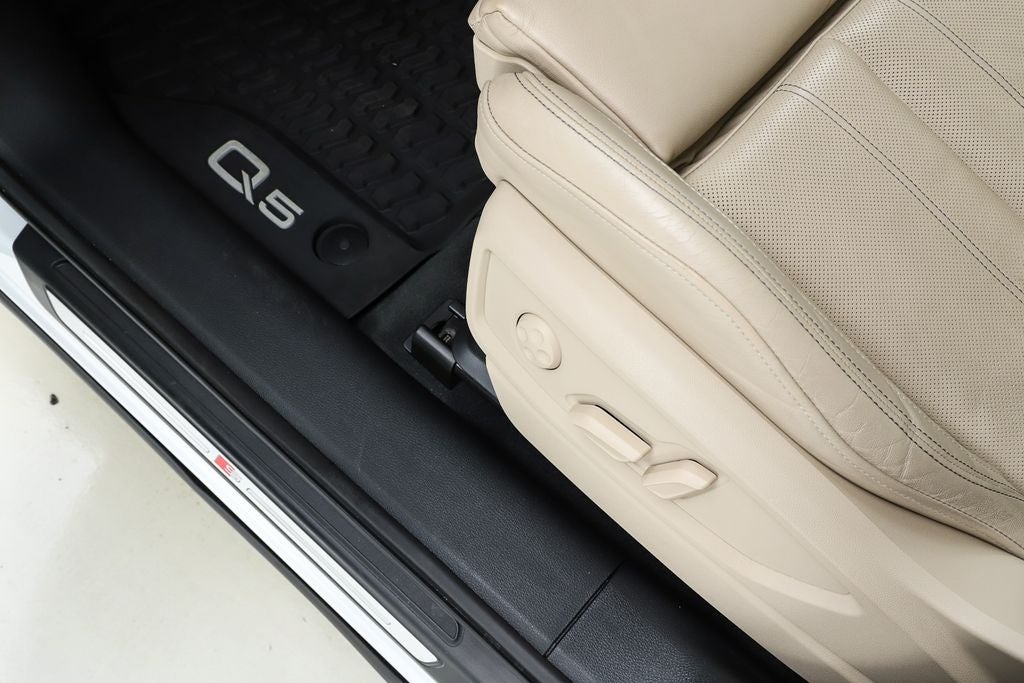 2023 Audi Q5 45 S line Prestige quattro