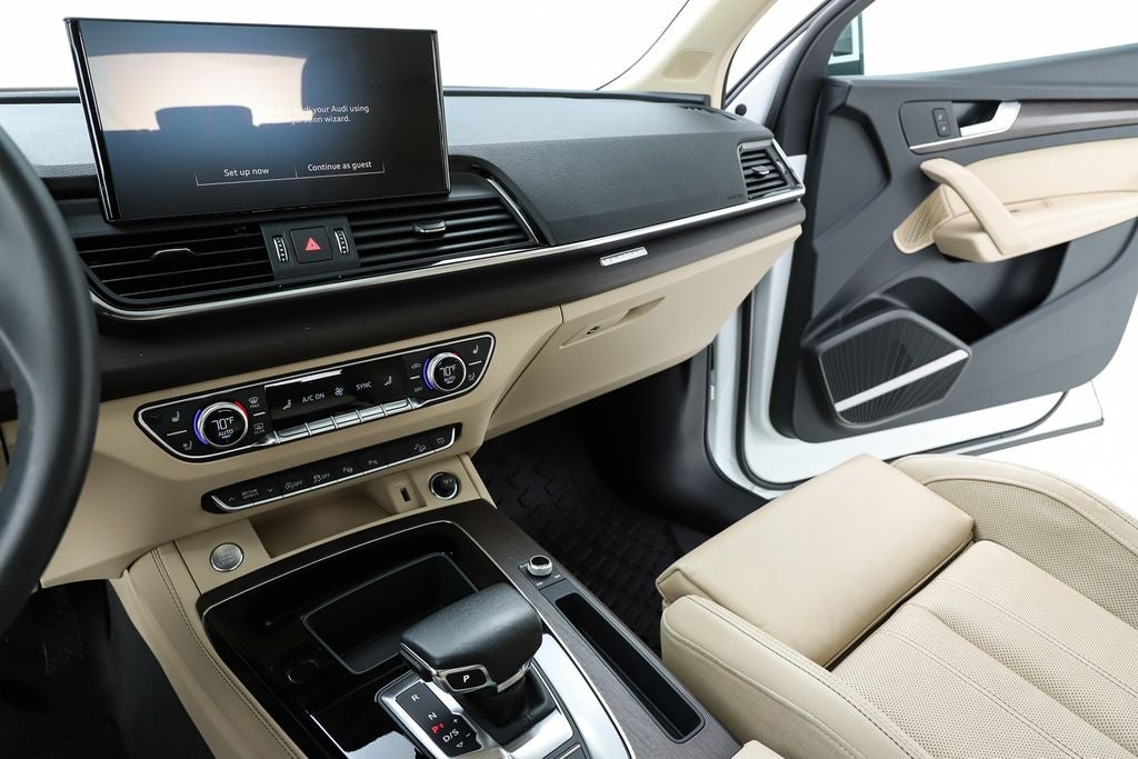 2023 Audi Q5 45 S line Prestige quattro