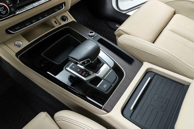 2023 Audi Q5 45 S line Prestige quattro