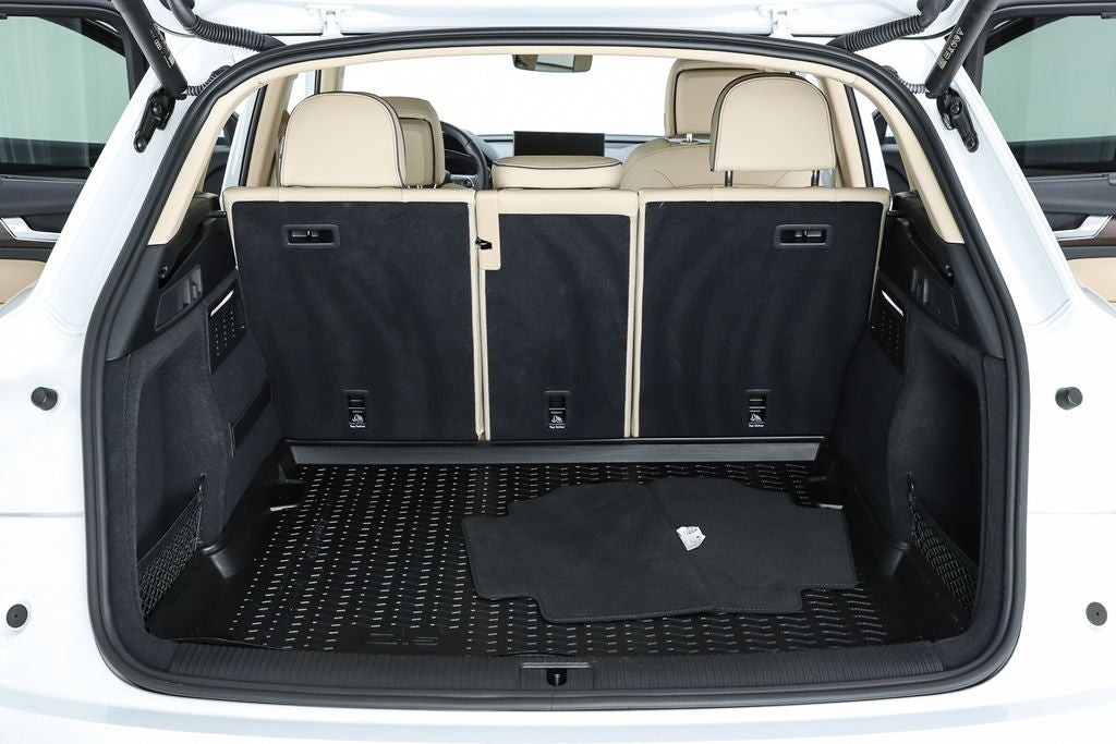 2023 Audi Q5 45 S line Prestige quattro