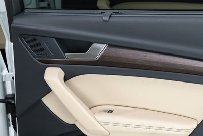2023 Audi Q5 45 S line Prestige quattro