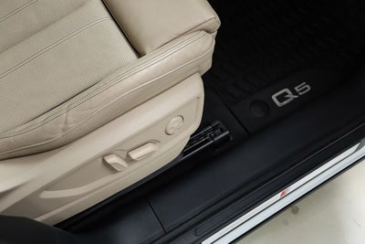 2023 Audi Q5 45 S line Prestige quattro