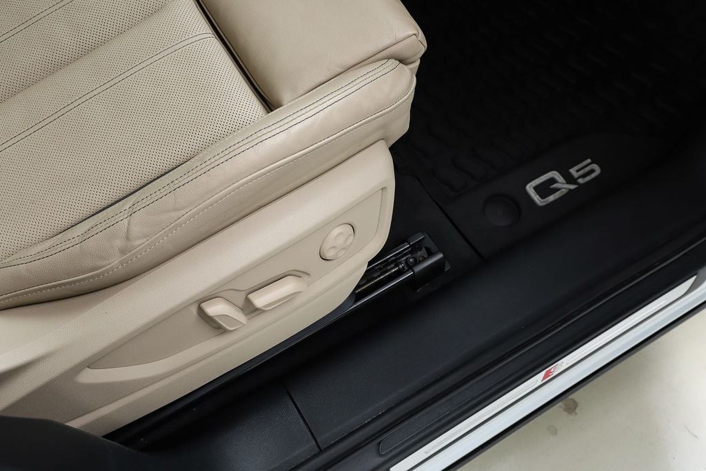 2023 Audi Q5 45 S line Prestige quattro