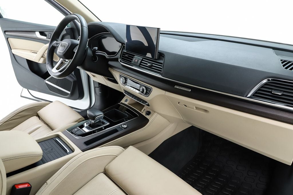 2023 Audi Q5 45 S line Prestige quattro