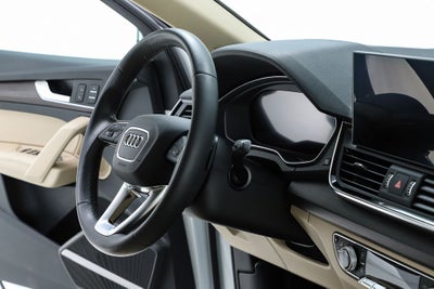 2023 Audi Q5 45 S line Prestige quattro