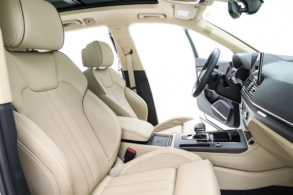 2023 Audi Q5 45 S line Prestige quattro