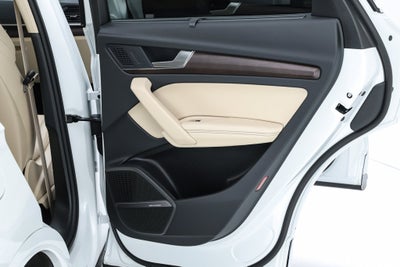 2024 Audi Q5 45 S line Prestige quattro