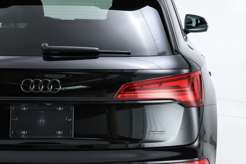 2023 Audi Q5 45 S line Prestige quattro