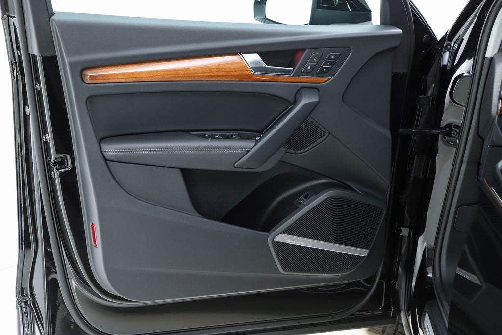 2023 Audi Q5 45 S line Prestige quattro