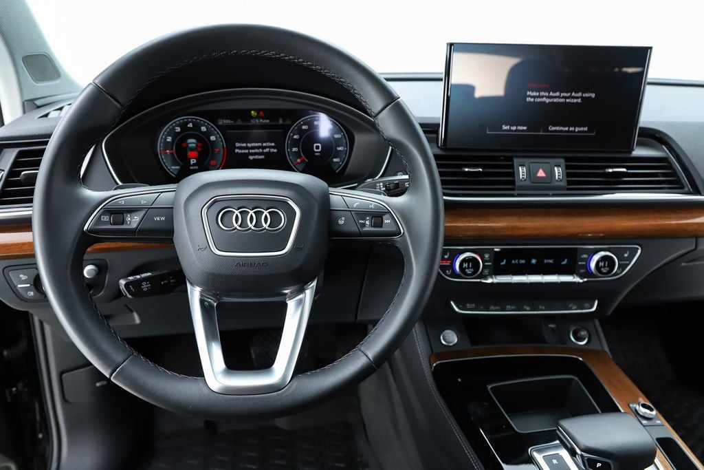 2023 Audi Q5 45 S line Prestige quattro