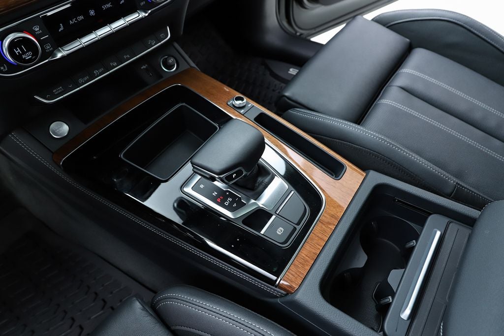 2023 Audi Q5 45 S line Prestige quattro